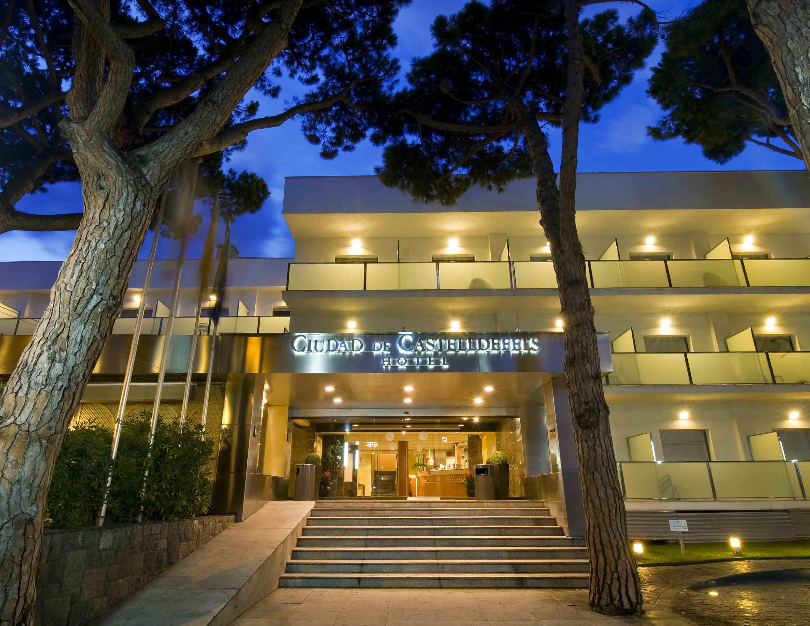 Ciudad De Castelldefels Hotel Esterno foto